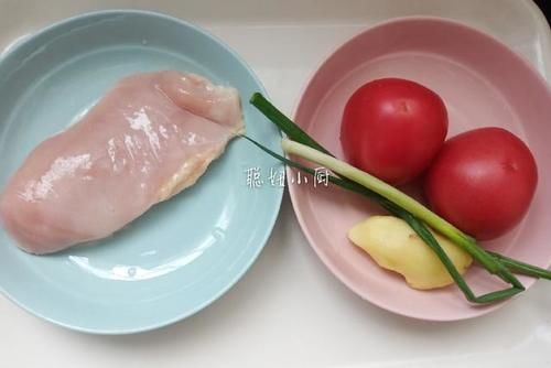  胸肉片|鸡胸肉这做法，不炸不煎，不放一滴油，营养低脂，美味又简单