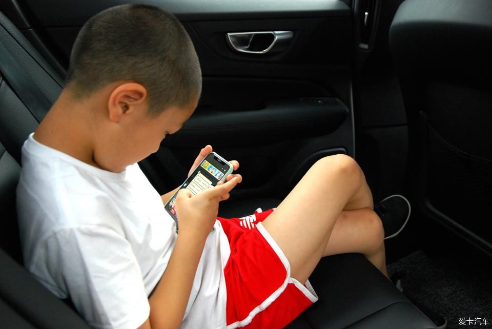 设计|【见证】【Richard作业】XC60老车主深度体验S60