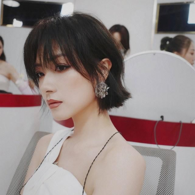  白热化|《浪姐》导演亲自下场参战？姐姐撕X大战白热化，宁静万茜成焦点