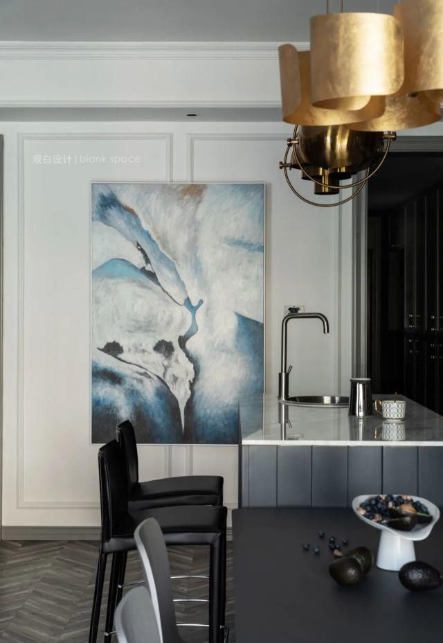  兼具|135㎡潮流混搭风两居，居住舒适性和品质感兼具的家