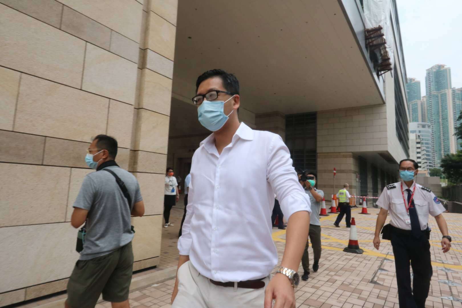 上交|林卓廷被控暴动罪获准保释，要求上交旅行证件