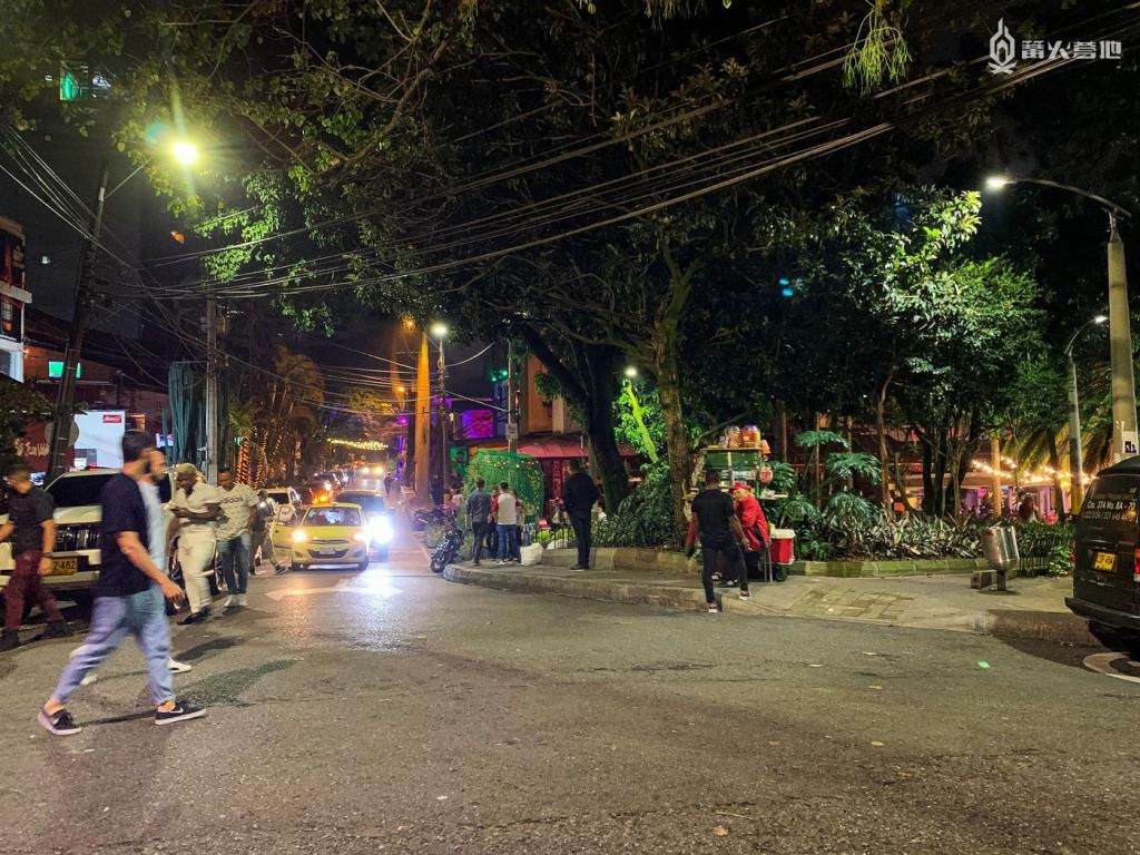  创始人|与 Rockstar 圣迭戈创始人在哥伦比亚共度的两天