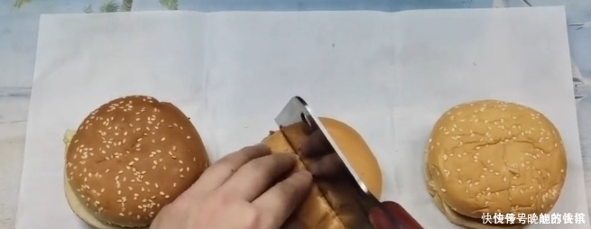 华莱士|同样12元的汉堡,肯德基华莱士和汉堡王对比,切开后它“打脸”了
