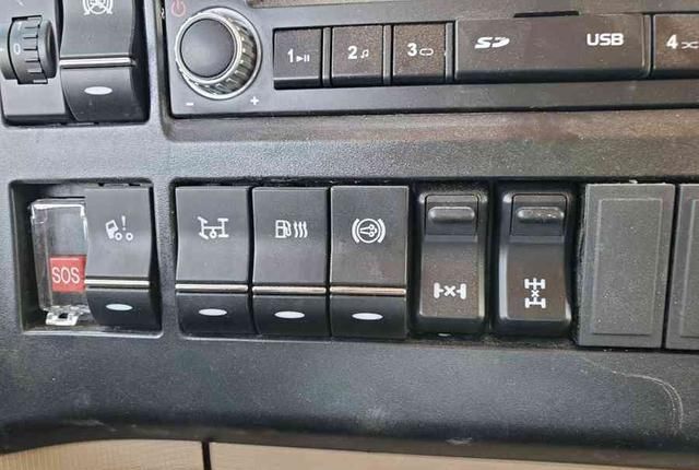  不错|取代豪沃-7,曼技术更可靠驾驶室舒适性也不错,豪沃TX工程车会火吗