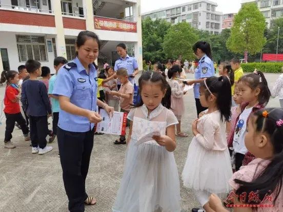 网格|网格宣传进校园，普及防溺水、防诈骗知识