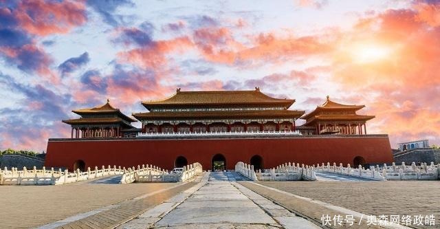 故宫|故宫屋顶为何从来没有鸟屎，专家一经勘察发现原来其中大有蹊跷