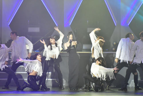 优秀|毛不易、张韶涵获BME优秀男女歌手 R1SE获奖、孟美岐秀唱功