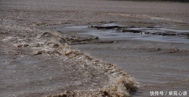 没船|韩信与敌人隔着黄河对峙,没船渡天险,他却用了这个物件成功登陆!
