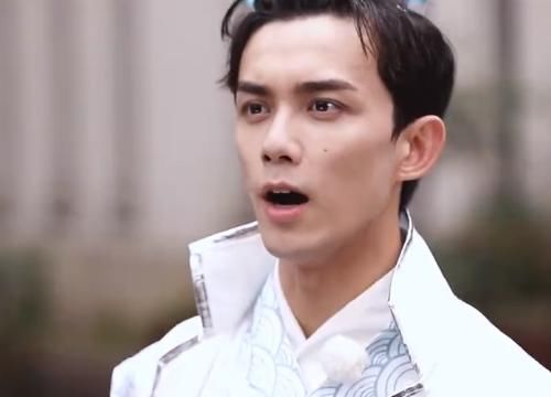  成团|《奔跑吧》蔡徐坤成团宠，baby郭麒麟合作不意外，吴磊也结盟