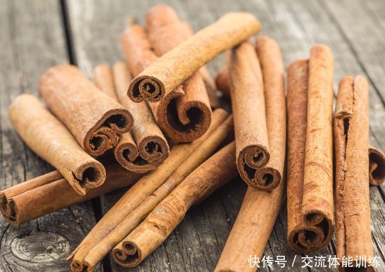  用法|做菜总是不香搞懂这些常见香料的用法，厨艺立马上升一个档次