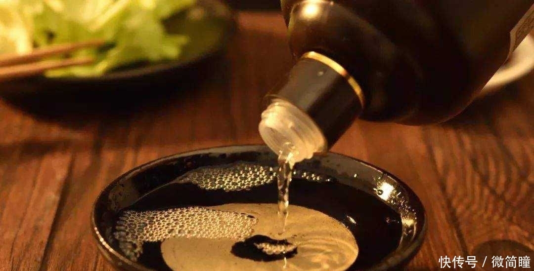 年轻|茅台酒踩曲为什么一定要年轻女子来踩?