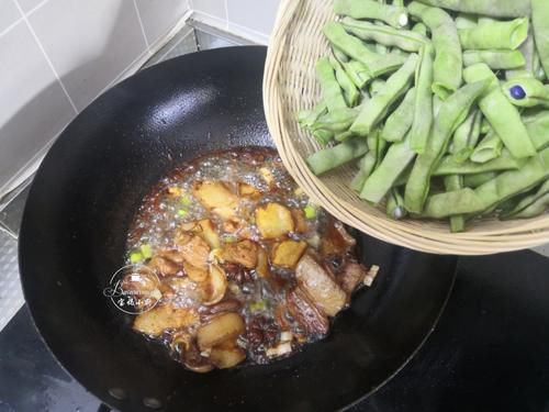  正当|正当季的这俩食材是绝搭，夏季要做给家人尝尝，超下饭老少都爱吃