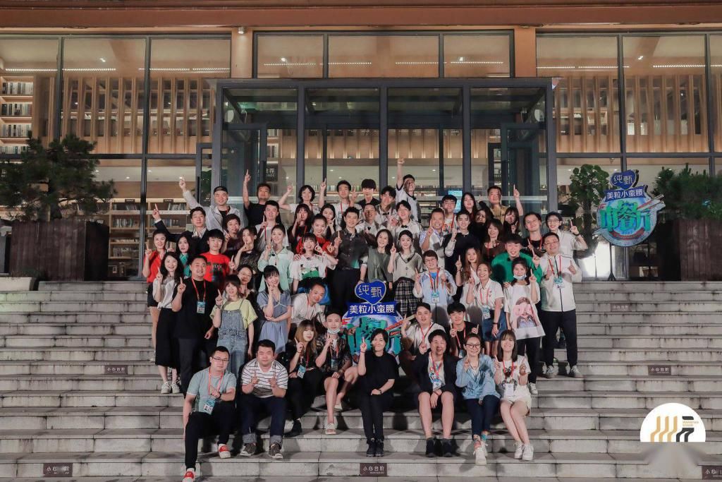  中餐厅|《中餐厅四》晒杀青照，期待王俊凯大厨