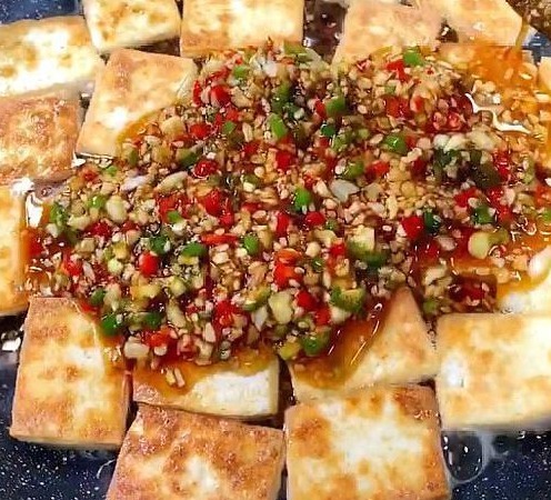 从不|我家豆腐从不炒着吃,这样做特别开胃下饭,全家人都爱吃