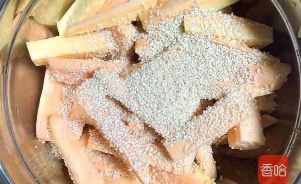 做法|红薯别只用来熬粥,试试这种做法,清甜酥脆饱腹减脂