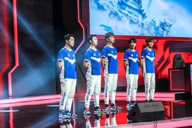 众人|kplcat以退为进让estar众人明白，谁才是不可或缺的关键