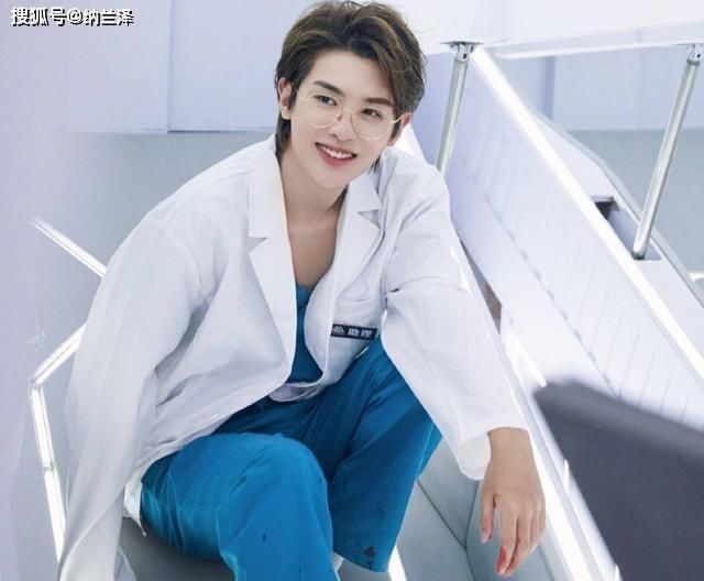  预告|《密逃》预告：黄明昊被绑架，邓伦、杨幂遭偷拍，何炅神秘来电！