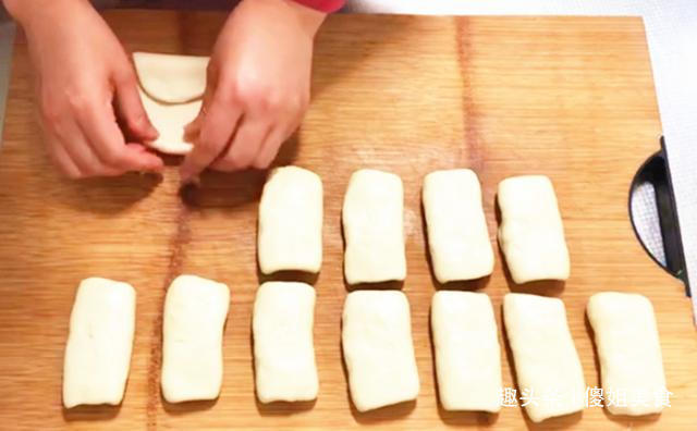 醒发|我家红豆从不熬粥喝,加一碗面粉,简单一做,比蛋糕面包还好吃