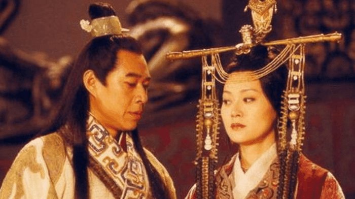 范睢|是什么让秦昭襄王不在隐忍, 废掉了自己的母亲, 间接害死杀神白起