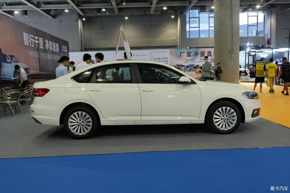  小姐姐|广州车展回顾，车展虽小，车模不少