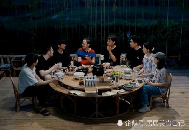  大乱|《向往4》黄磊做东北大乱炖！无滤镜原图流出，网友：白给都不吃！