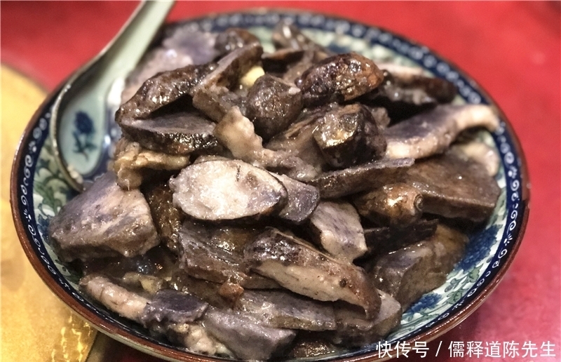 竹筒饭|三个女人自驾游，没有攻略边走边吃，品尝特色美食遭网友吐槽