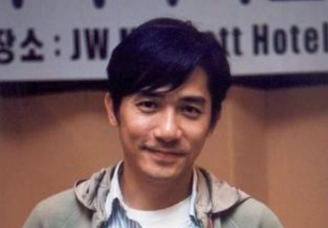  周星驰|周星驰成名后只给4人当过配角，其他3个都成巨星，唯独他最不争气