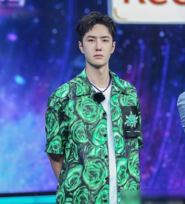  电影|王一博做电影宣传，一向话少的他，却说了这样一句话