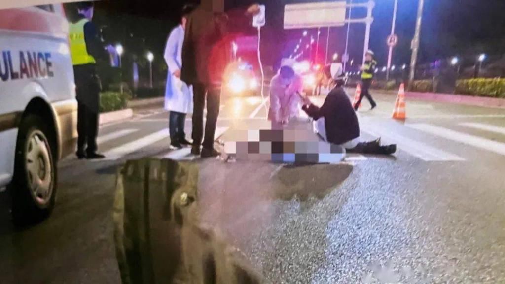 肇事司机|男子深夜醉卧马路遭车碾压身亡!女司机赔偿百万