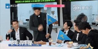  连放|《跑男8》节目组对蔡徐坤太照顾？先导片连放他4首歌，baby还会唱