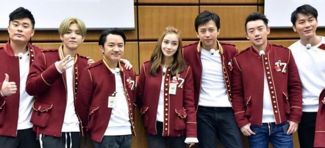  节目|《奔跑吧》不能来个导演特辑吗？比艺人还帅的姚译添值得拥有