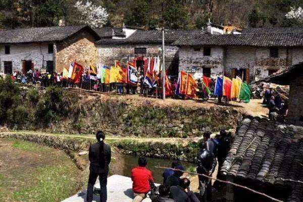 有没有|5大“怪象”正在农村蔓延，八成村子都逃不开，看看你们村有没有