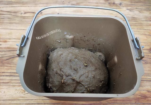  机都|黄油和厨师机都没有也能做面包，用它加凉水拌拌就可以，太省事了