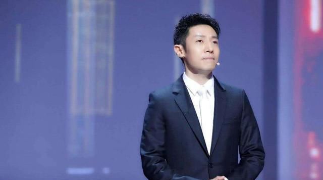 主持人|《新闻联播》迎首位85后主播,“消失”148天的欧阳夏丹,去哪了