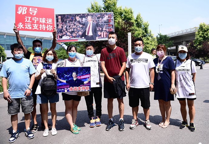 带领辽宁|黯然下课不存在!郭士强的魅力可不虚,广州球迷太给力