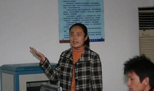 得罪|女博士因不愿同住得罪婆婆，身中10多刀去世，门当户对有多重要？