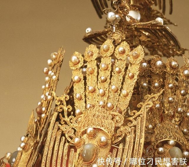 皇后|清朝后妃们生了儿子皇帝奖多少皇后一千两,妃子三百两!