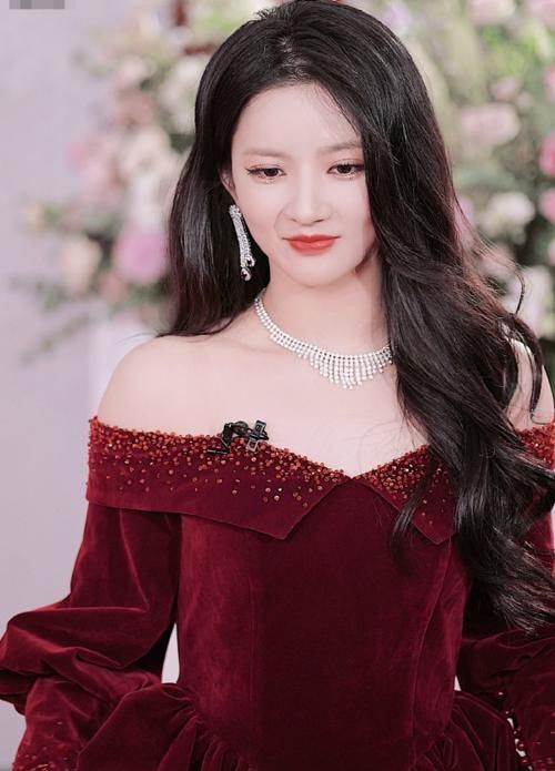 无缘|创3希林被颜值拖累无缘C位,赵粤实力被质疑,首七能做C位的只有她