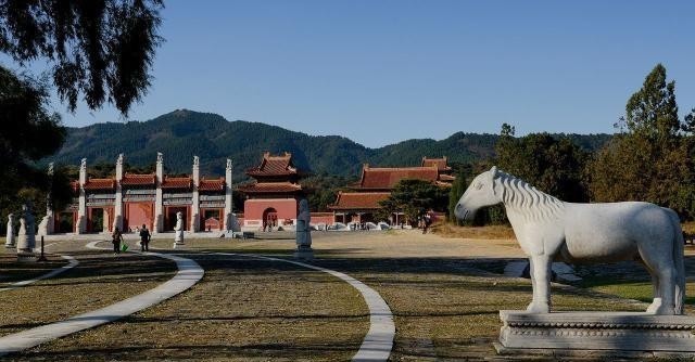 值得一看|埋葬香妃慈禧和乾隆的陵墓,观赏价值不输秦始皇陵,绝对值得一看