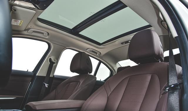  逃不出|逃不出“真香”定律！最便宜的宝马3系长轴版，开起来什么感觉？