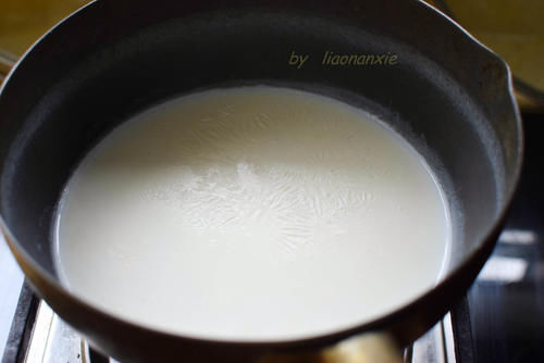  巧克力|浓香好喝的辣巧克力热饮，做法超简单，不用花钱出去买了