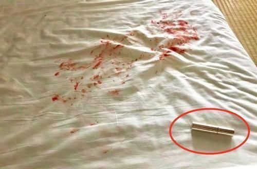 浑身|女儿独自在家浑身“血”，妈妈回家后腿软，仔细一看哭笑不得