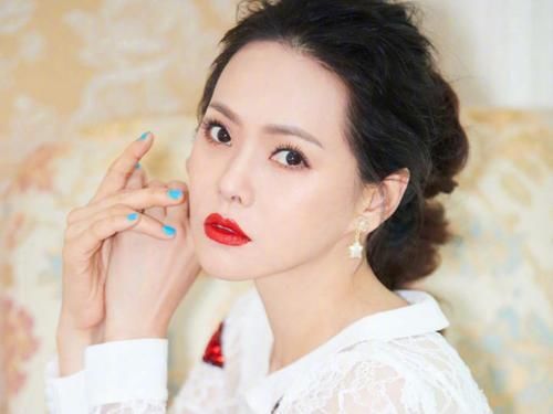  姐姐们|史上头一遭，这档综艺把自己玩成了一场行为艺术