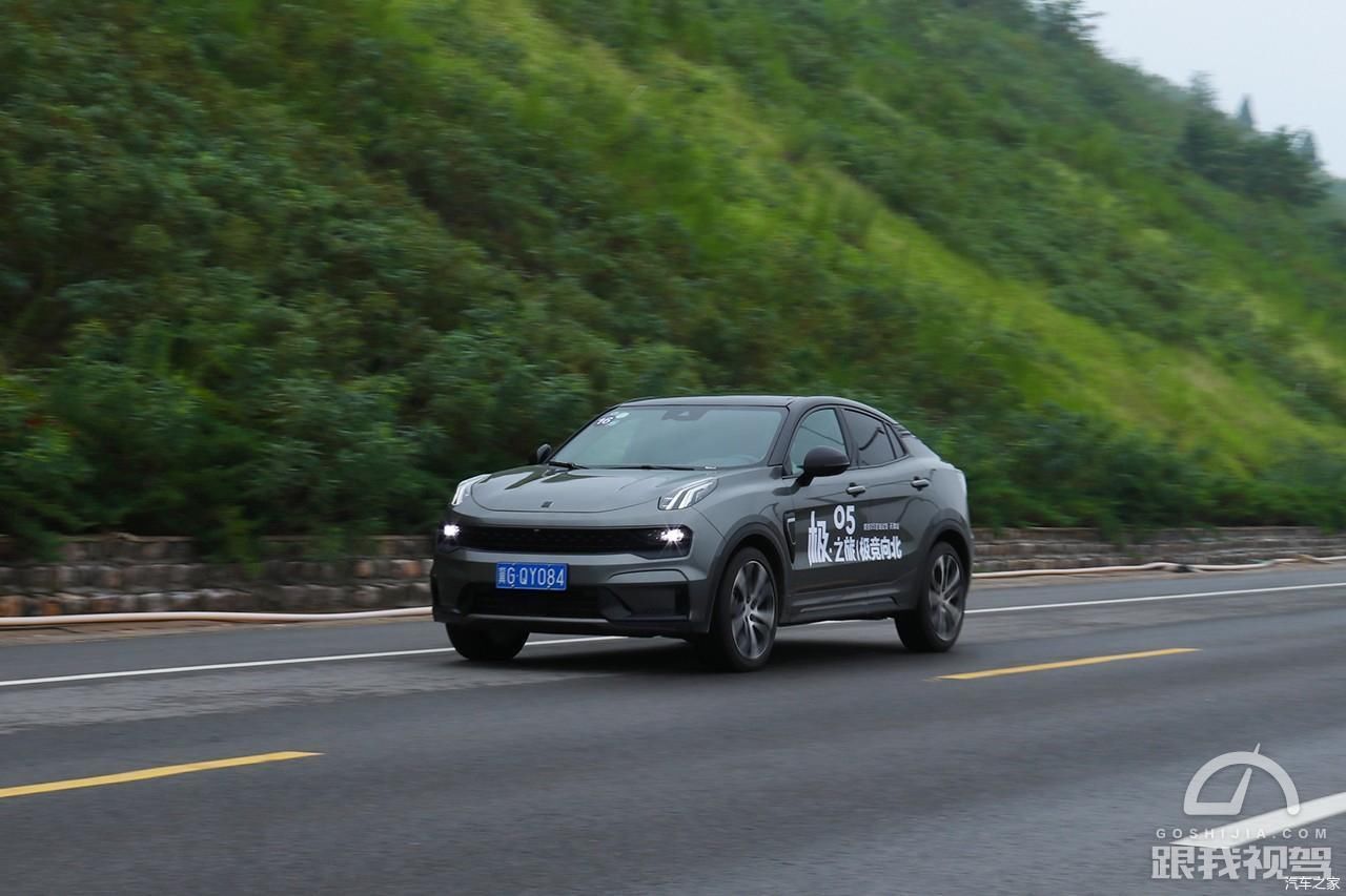  市场|欧系质感的轿跑SUV，试驾领克05，不到20万可以盘它吗？