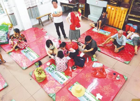  医生|吃上热乎饭 病有医生看 难有大家帮