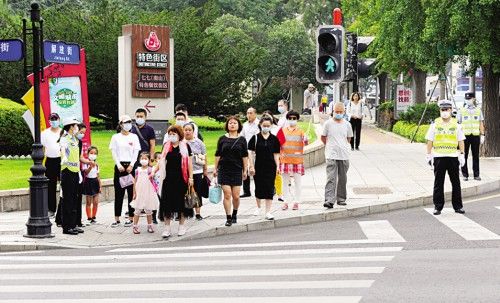 文明|多种不文明交通行为明显下降