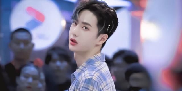  张艺兴|街舞：张艺兴故意说错神秘嘉宾，男人帮合体，王一博再现经典语录