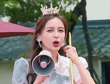  暴露|《奔跑吧》泥潭之战，曾舜晞脱口而出一句话，暴露嘉宾背后辛酸