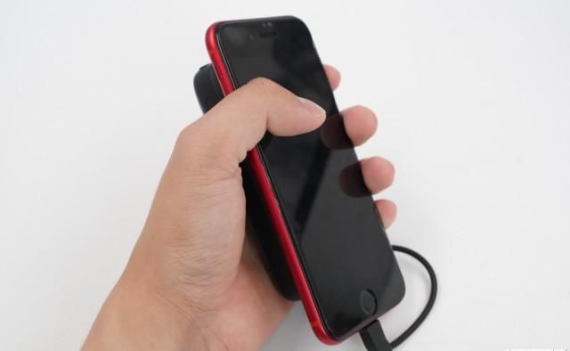 绿联|小巧mini,绿联10000mAh自带苹果MFi认证快充线充电宝评测