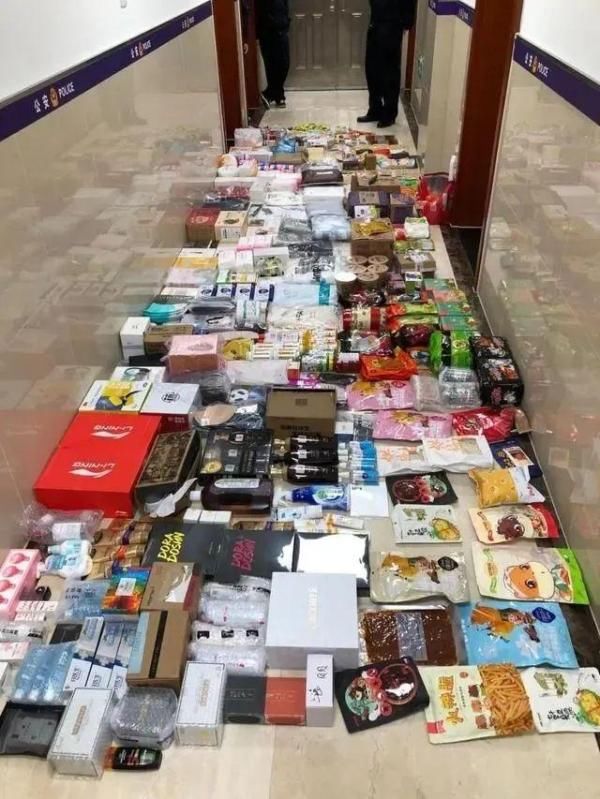  超市|“硬核”经营！进货全靠偷